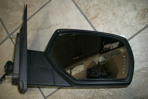 2014-2018 Chevrolet Silverado GMC Sierra Passenger Mirror Power Fold Chrome RH