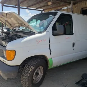 Passenger Front Spindle/Knuckle 4 Wheel ABS Fits 99-03 FORD E150 VAN 599827