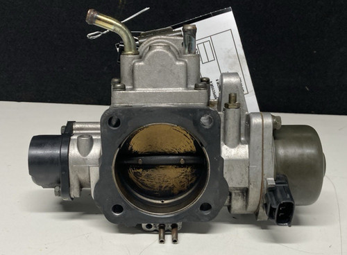 2003-2006 Hyundai Santa Fe 3.5L Throttle Body Assembly OEM E0T70473 - Image 6
