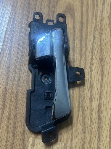 2011-2014 Hyundai Sonata Rear Right Passenger Side Inner Door Handle Assembly - Image 5