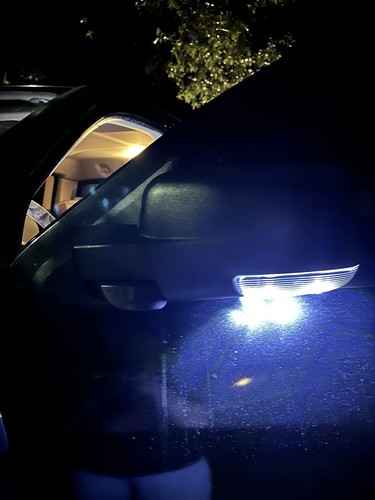 Right/Passenger Side For 13-19 Ram 1500 Power Fold + Heated + LED Signal Mirror - Image 18